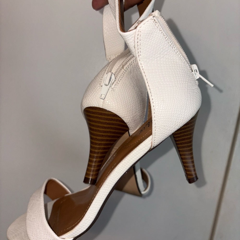 Chic White Textured Heels